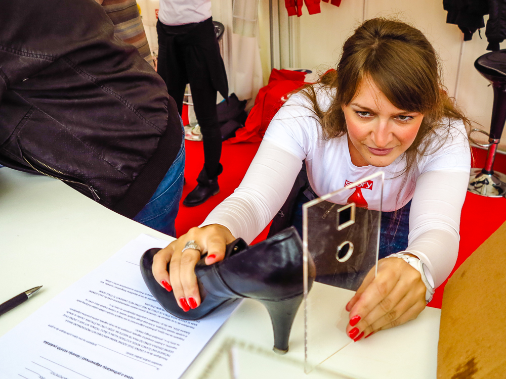 Measuring the heel