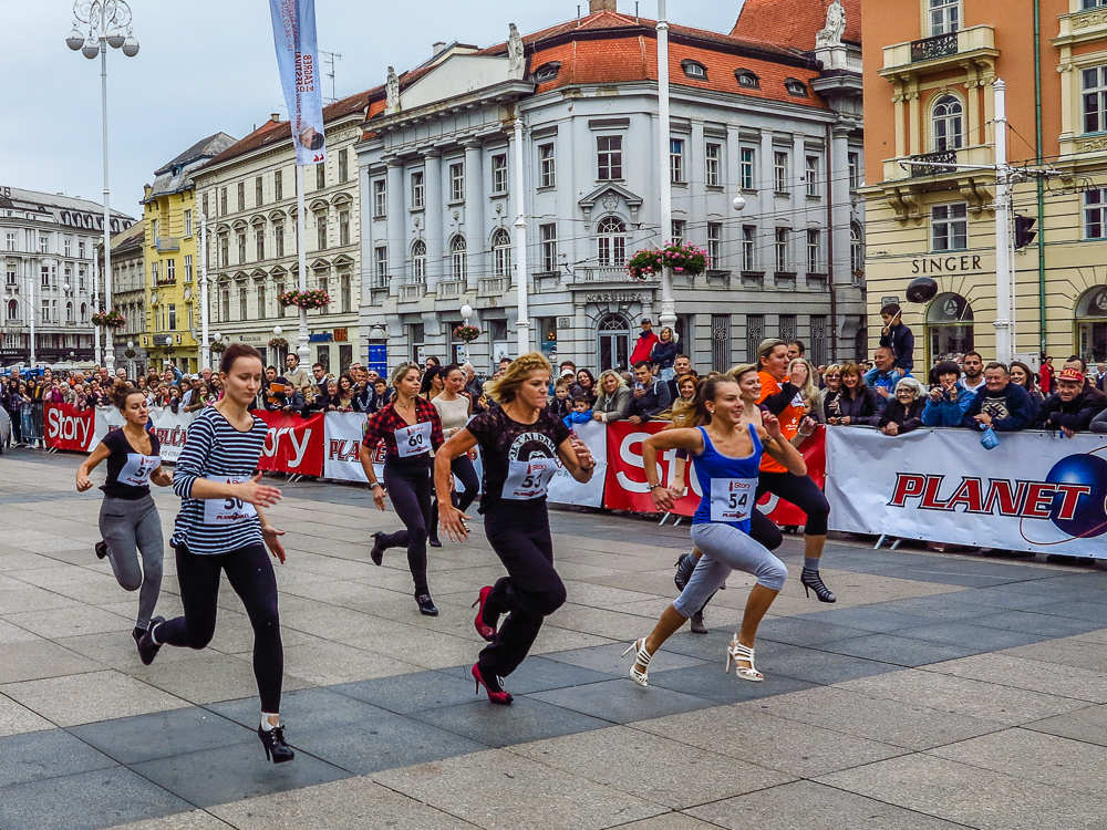 Ladies racing